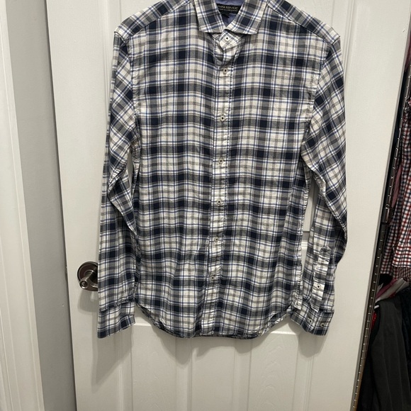 Banana republic button-down men’s shirt plaid - Picture 2 of 10